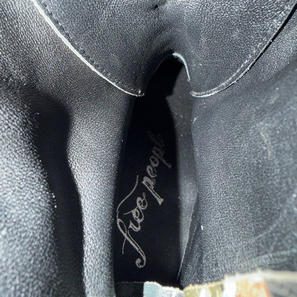 Free People Women’s Santa Fe Black Floral Leather Lace Up Combat Boots size 37 - Picture 8 of 8